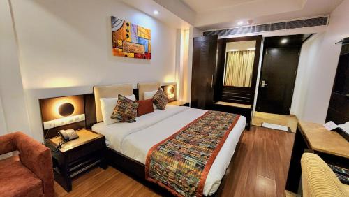 Paharganj Hotel | Hotel The Prime Balaji Deluxe, City Centre, With Free Airport Pickup