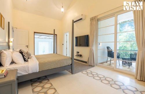 Siolim Villa | StayVista at Casa Armeh Premium Villa with Infinity Pool & Bathtub