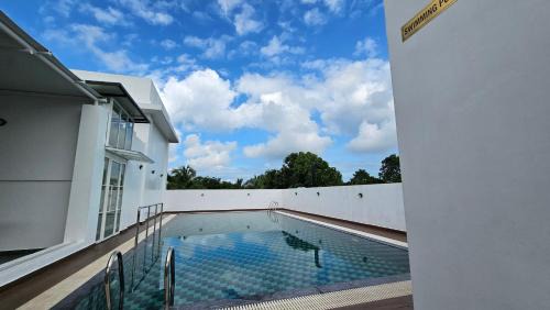 Tirur Hotel | Prosland Hotel