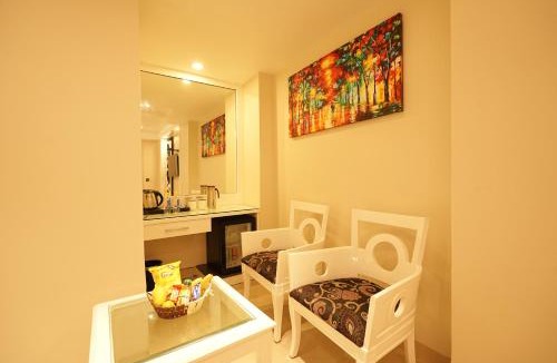 Paharganj Hotel | Empire Suites - Central New Delhi