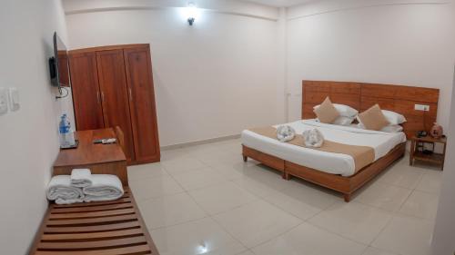 Nedumbassery Hotel | Daffodils Luxury Airport Suites