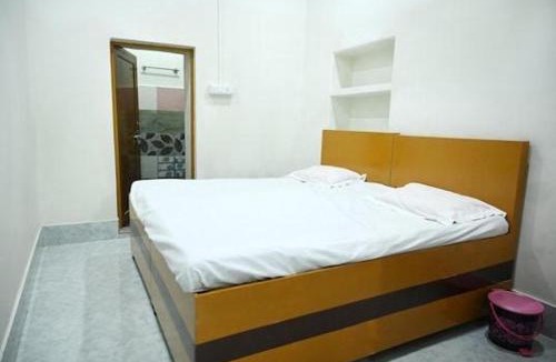 Varanasi Hotel | The Hotel Ambassador Inn