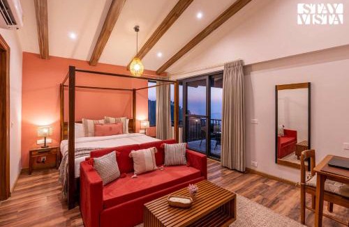 Kuthar Villa | StayVista at Savara with Heated Infinity Pool and Jacuzzi