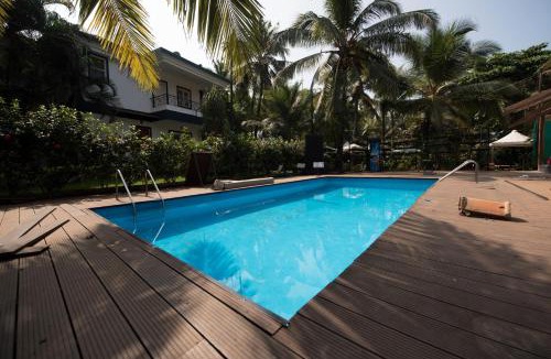 Saunta Vaddo Apartment | Pool View Studio Apartment in Candolim Beach Resort