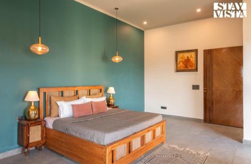 Gurugram Villa | StayVista's The Sweet Life - Luxury Farm stay with Private Pool & Fireplace