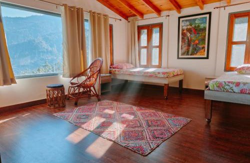 Kaul Ski Chalet | Fursat Exclusive Solitude