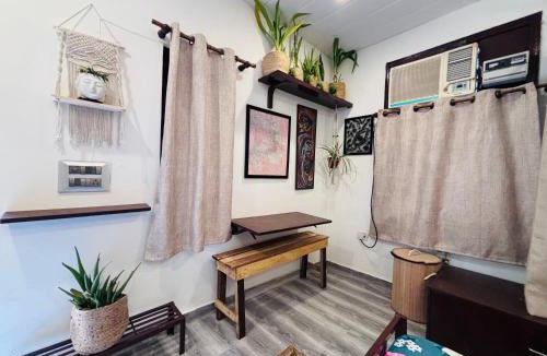 South Extension Apartment | Anavrin Art House