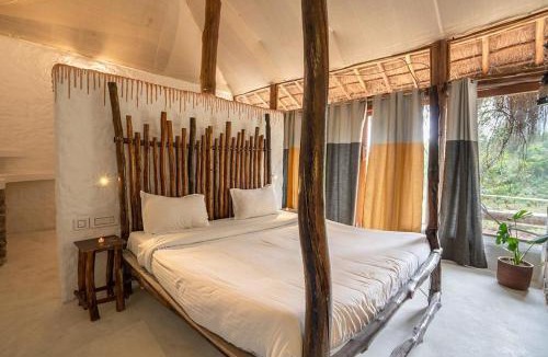 Kanthalloor Resort | Deshadan Eco Valley Resort - An Eco friendly Mud House