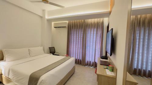 Dhaka Hotel | Priyo Nibash Stylish Residential Hotel
