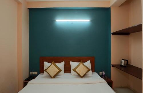 Sector 62 Hotel | Hotel Surya Palace By Aura