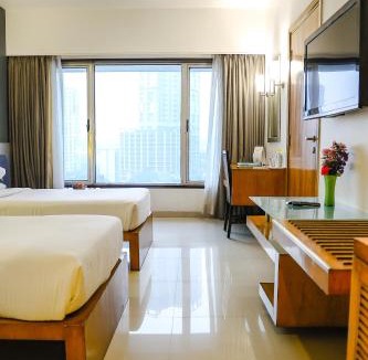 Grant Road Hotel | Krishna Palace Hotel