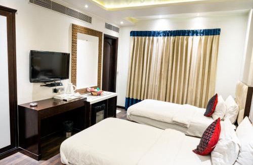 Paharganj Hotel | Hotel Grand Godwin Near New Delhi Railway Station- Free Airport Pick-Up