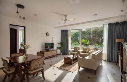 Nerul Apartment | El Arbol by The Blue Kite with Rooftop Pool, Kitchen, Wifi, Security,10 Mins to Candolim Beach & 5 mins to Casino