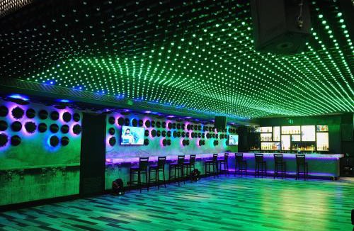 Mira Road East Hotel | Seven Eleven Hotels and Club