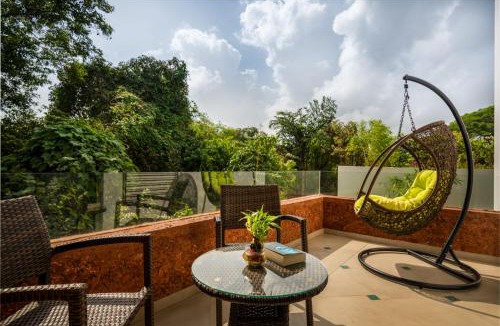 Nerul Apartment | El Arbol by The Blue Kite with Rooftop Pool, Kitchen, Wifi, Security,10 Mins to Candolim Beach & 5 mins to Casino
