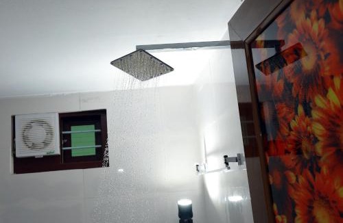 Perintalmanna Apartment | Narmada homestay Ganga