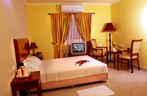 Chittilapilly Hotel | Devasura inn