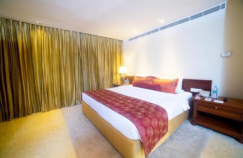 Royapettah Hotel | Taj Club House
