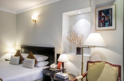 Banani Hotel | Hotel Sarina