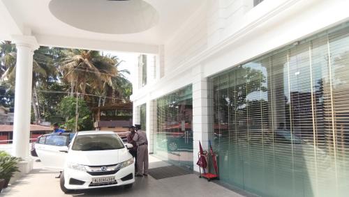 Thiruvananthapuram Hotel | Hotel Karthika Park