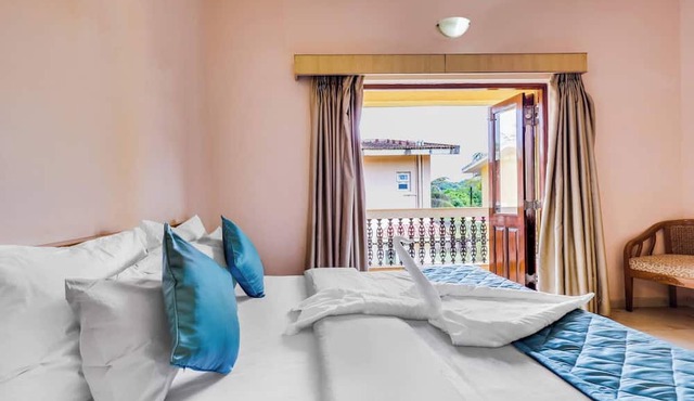 Pleasing 3 Bedroom Villa With Pool