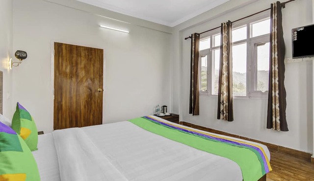 Treebo Trend Shubham Nature Villa With Mountain View