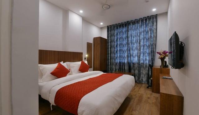 Hotel Admire Inn By F9 Hotels