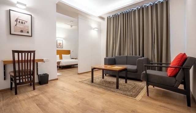 Enkay Residency Sector 15