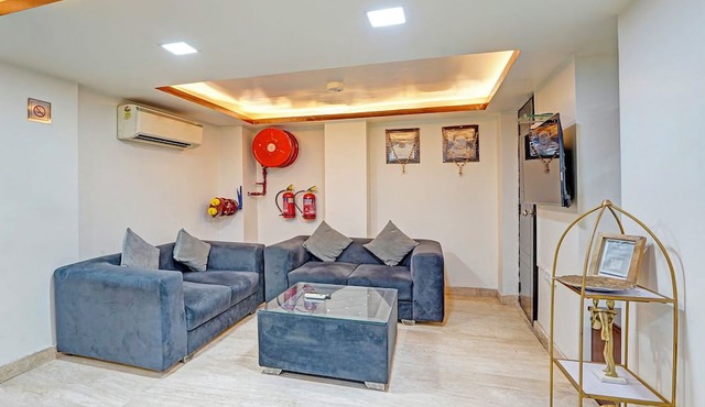 Fabhotel Galaxy