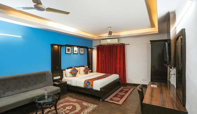 FabHotel Veetara