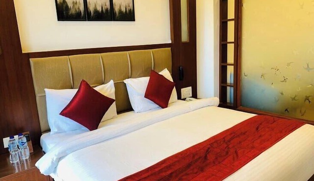 Himalayan Splendour Resort