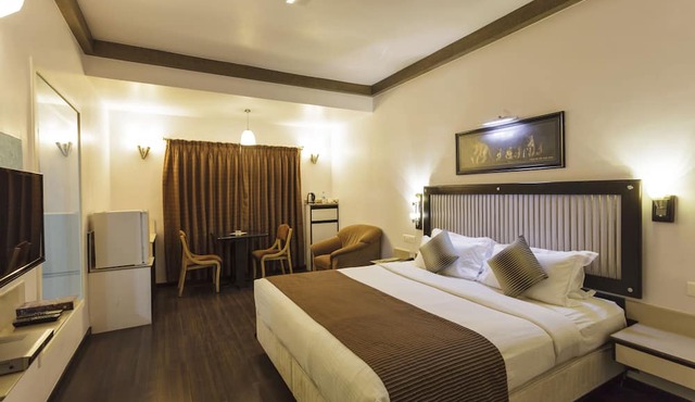 Hotel Vrishali Executive Kolhapur