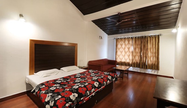 Hotel Himalayan Club