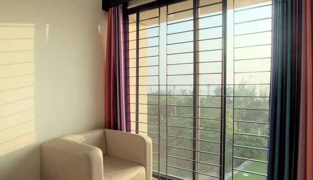 Hotel Orchid Blue