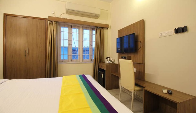 Anamitra Guest House