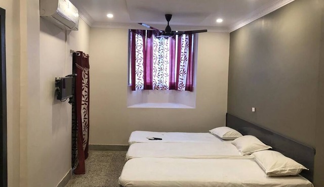 Hotel AKMG