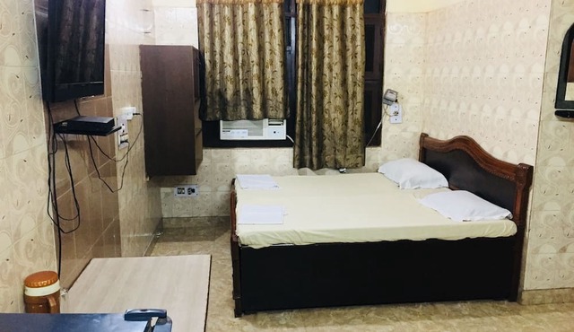 Royal Residency