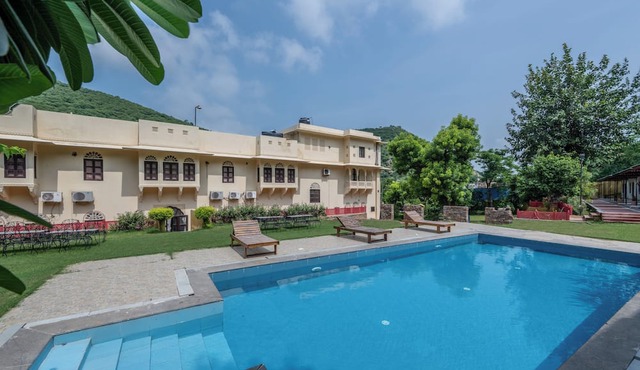 Dhula Garh A Heritage Hotel