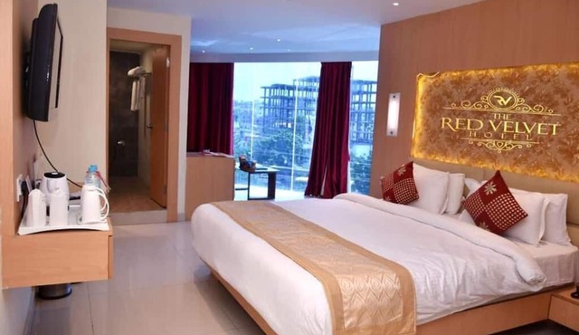 The Red Velvet Hotel in Danapur