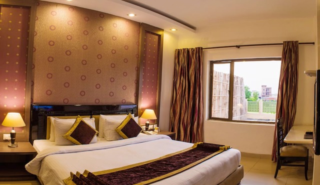 Shiva Oasis Resort