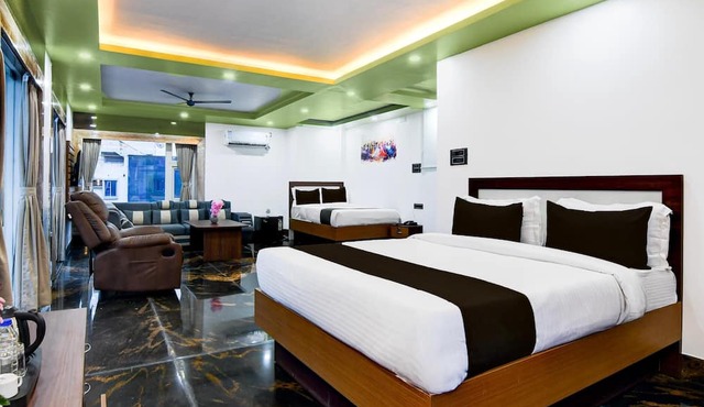 Super Deluxe Roomtanish Inn