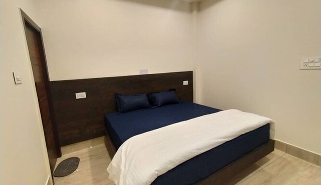 MI Rooms