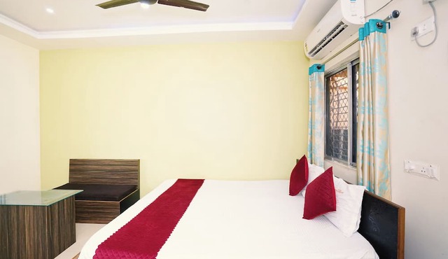 PURNI HOTEL in Kanthi