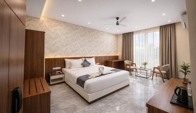 The Sapphire Hotel
