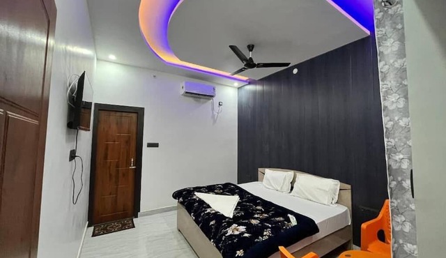 Ananya Hotel & Restaurant Naimisharanya in Misrikh