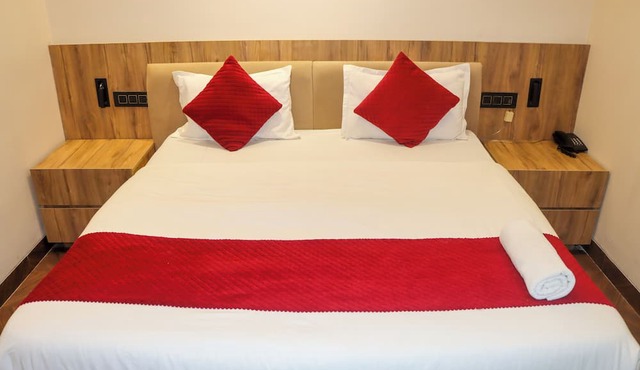 Narrow Gauge Hotel
