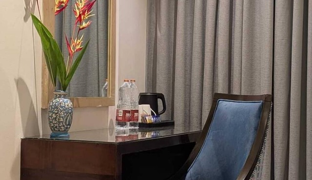 MERITAS GRAND INN