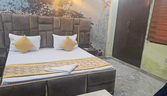 Castle Inn Serviced Apartment