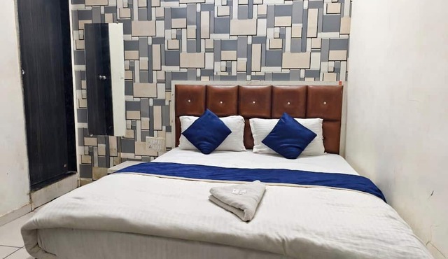 HOTEL SUNWAY in Ahmedabad