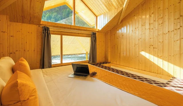 The Social Stays Kasol